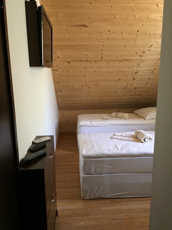 Magyar Golf Club Kisoroszi Room photo